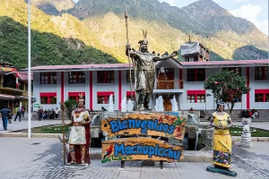 Aguas Calientes Guide: The Essential Base for Your Machu Picchu Journey