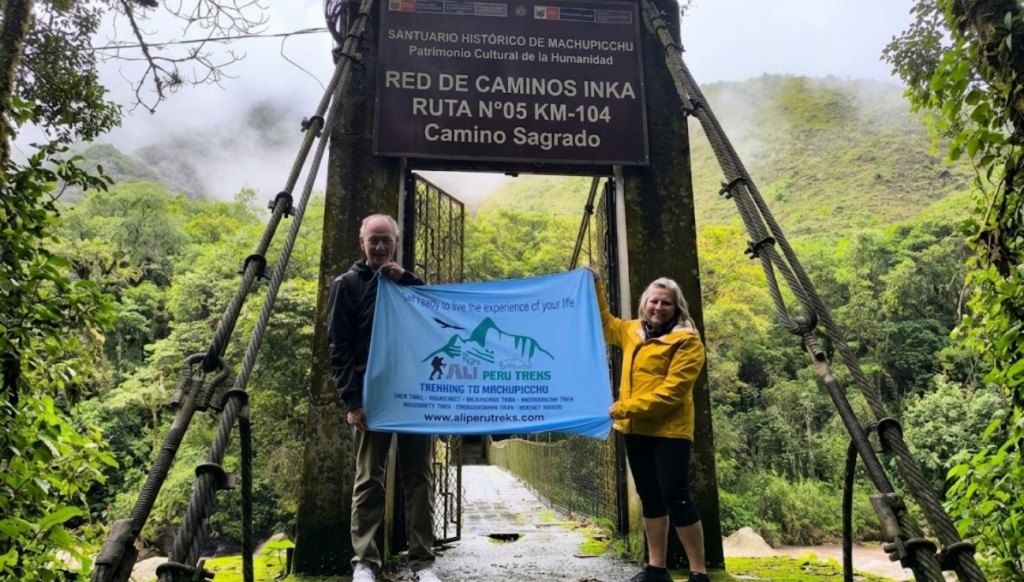Hikers at the bridge entrance of the 1 day inca trail