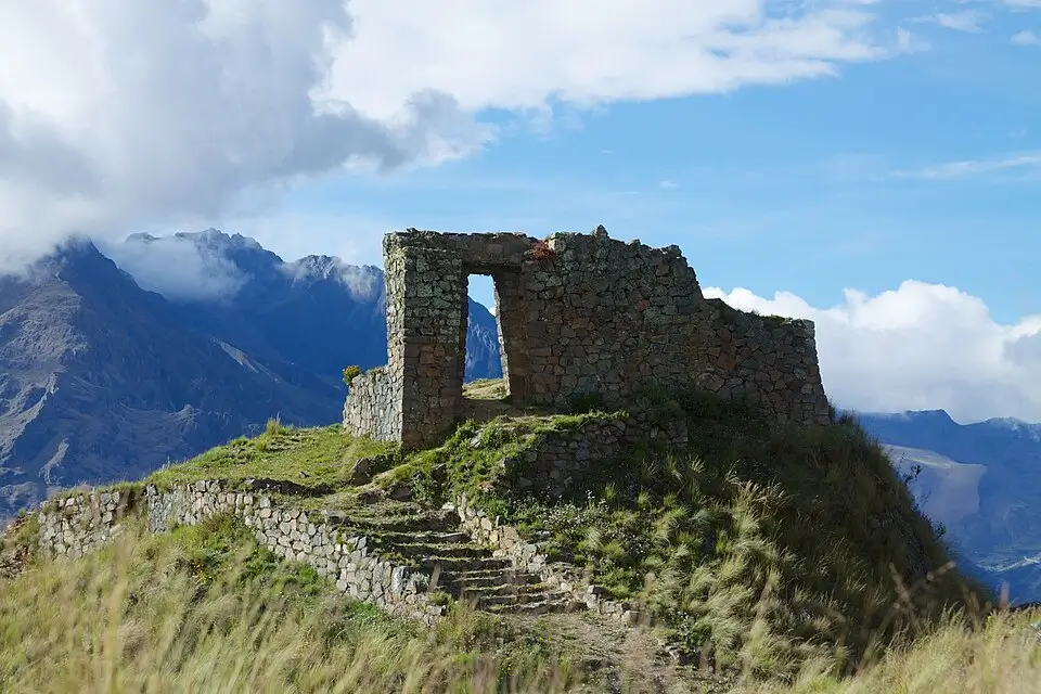 Inca Quarry Trek to Machu Picchu
