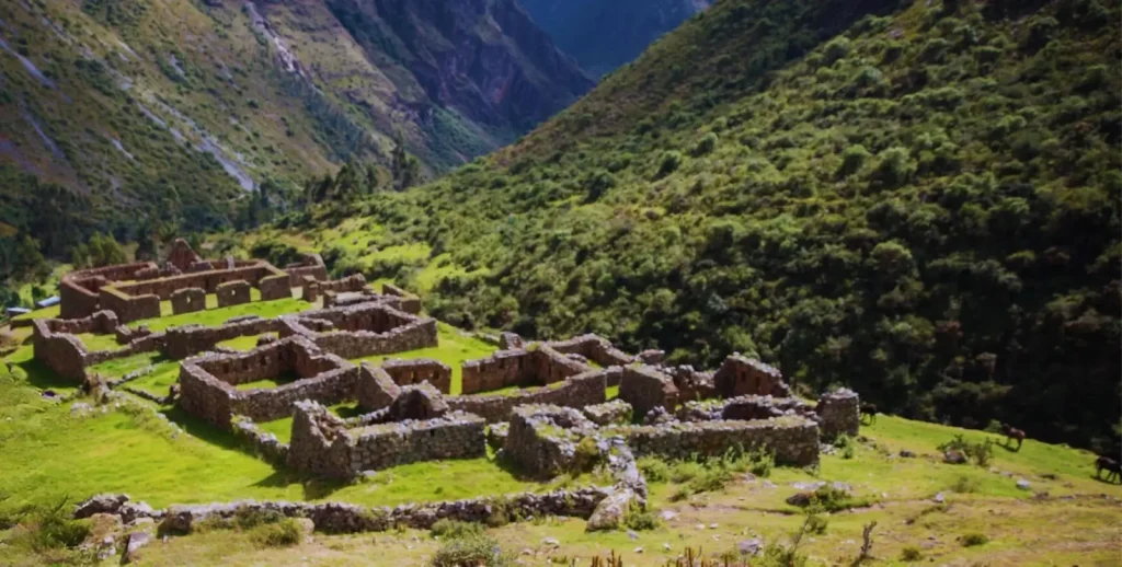 Paucarcancha Inca Site Ancascocha Tour